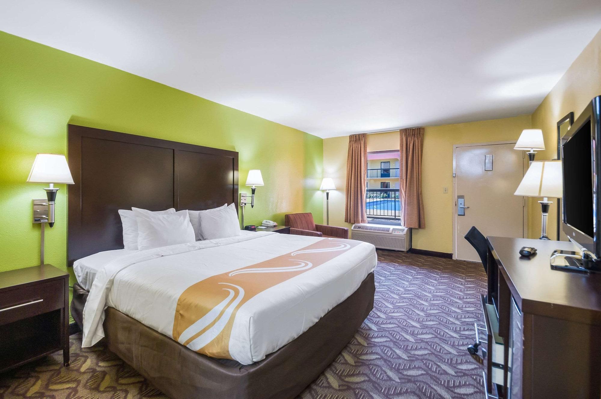 Quality Inn Fredericksburg-Central Park Area Exteriör bild