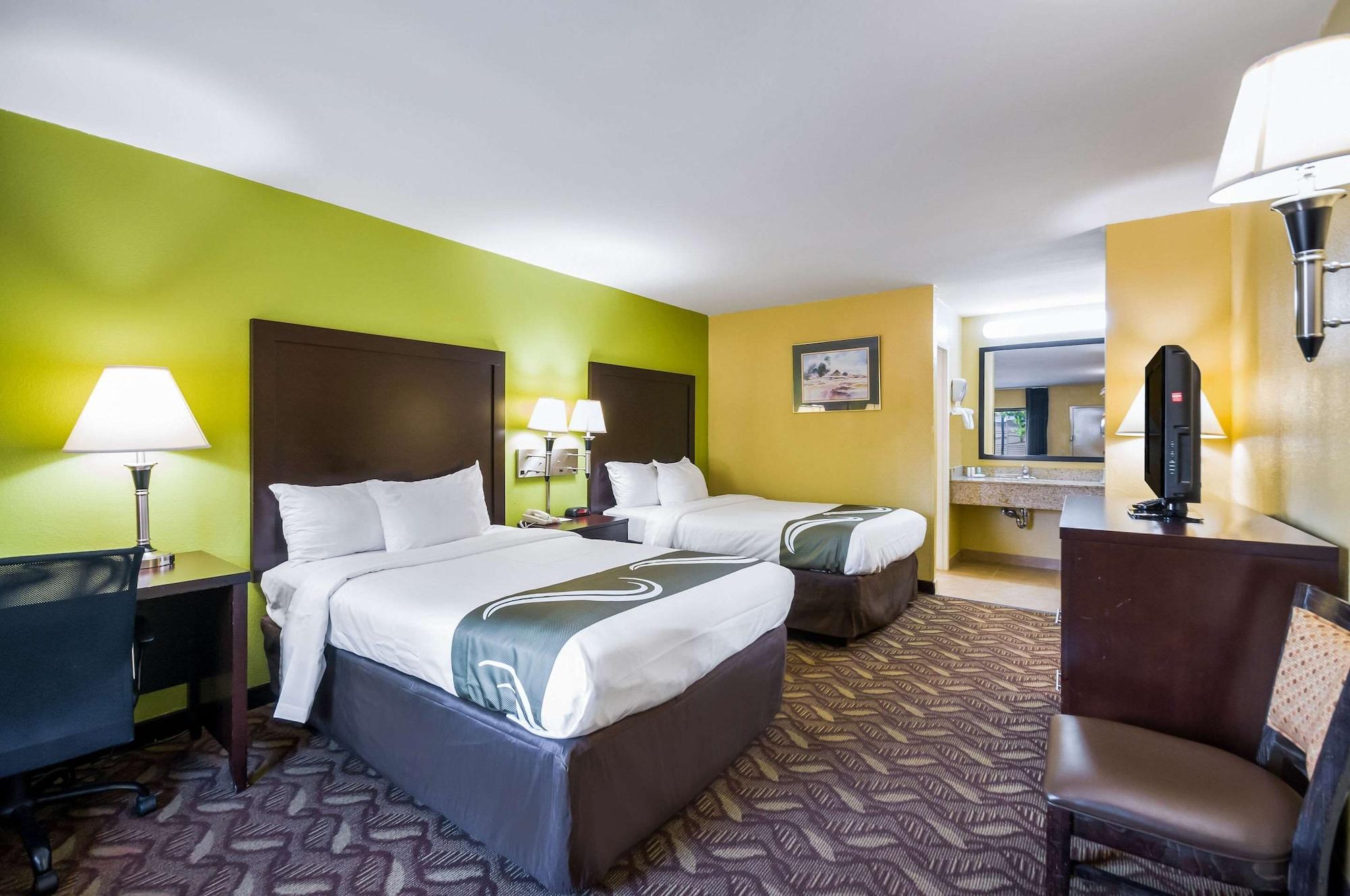 Quality Inn Fredericksburg-Central Park Area Exteriör bild