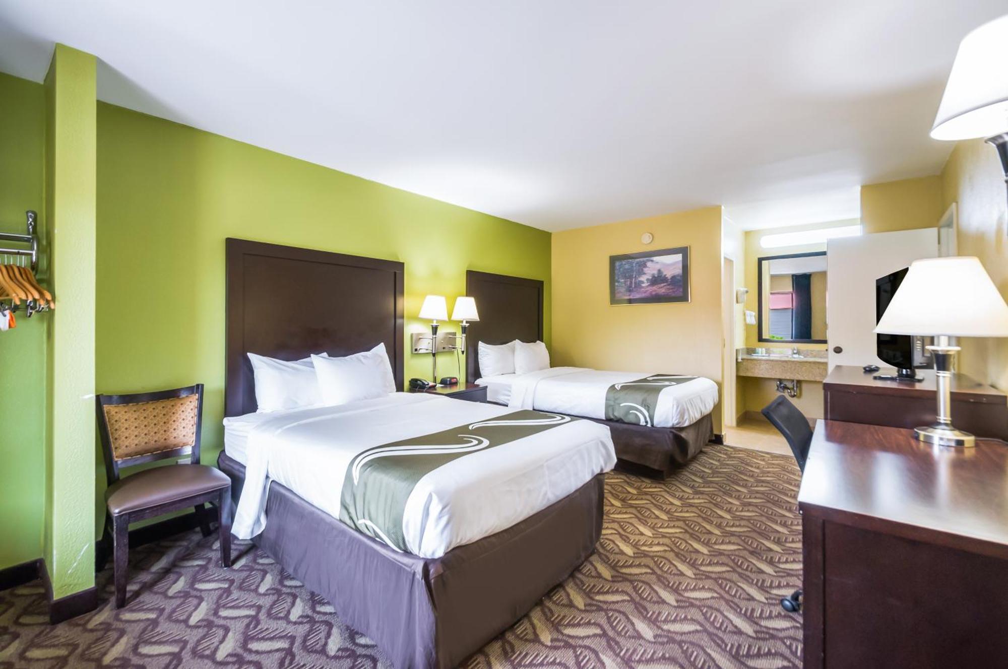 Quality Inn Fredericksburg-Central Park Area Exteriör bild